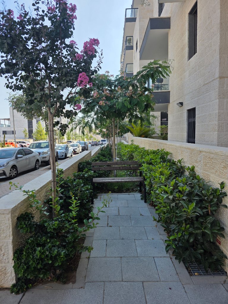 למכירה בהזדמנות, דירת 5 חדרים בעיר מודיעין